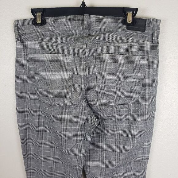 Women's American Eagle Grey Plaid Stretchy Ankle Cropped Pants Size 10R - Picture 5 of 12